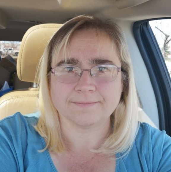 Meet your Posher, Tracy - Picture 1 of 1